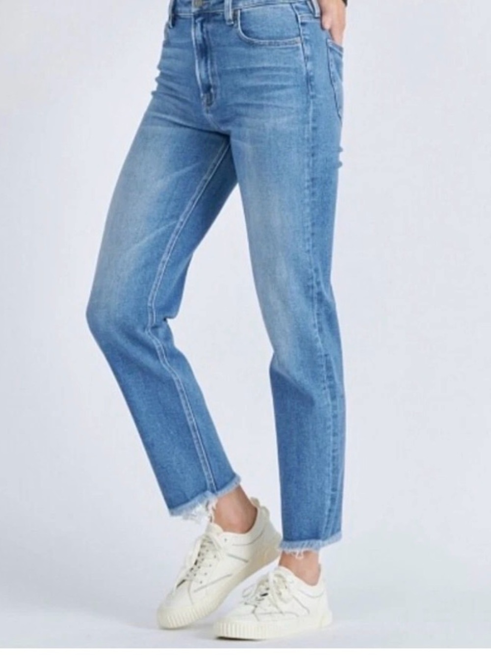 Blue Age High-Rise Relaxed Straight Leg Faded Blue Denim Jeans Sz 13 NWT